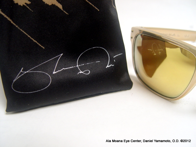 Oakley Shaun White Signature Series Holbrook in 24k