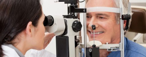 Eye exam with a slit lamp
